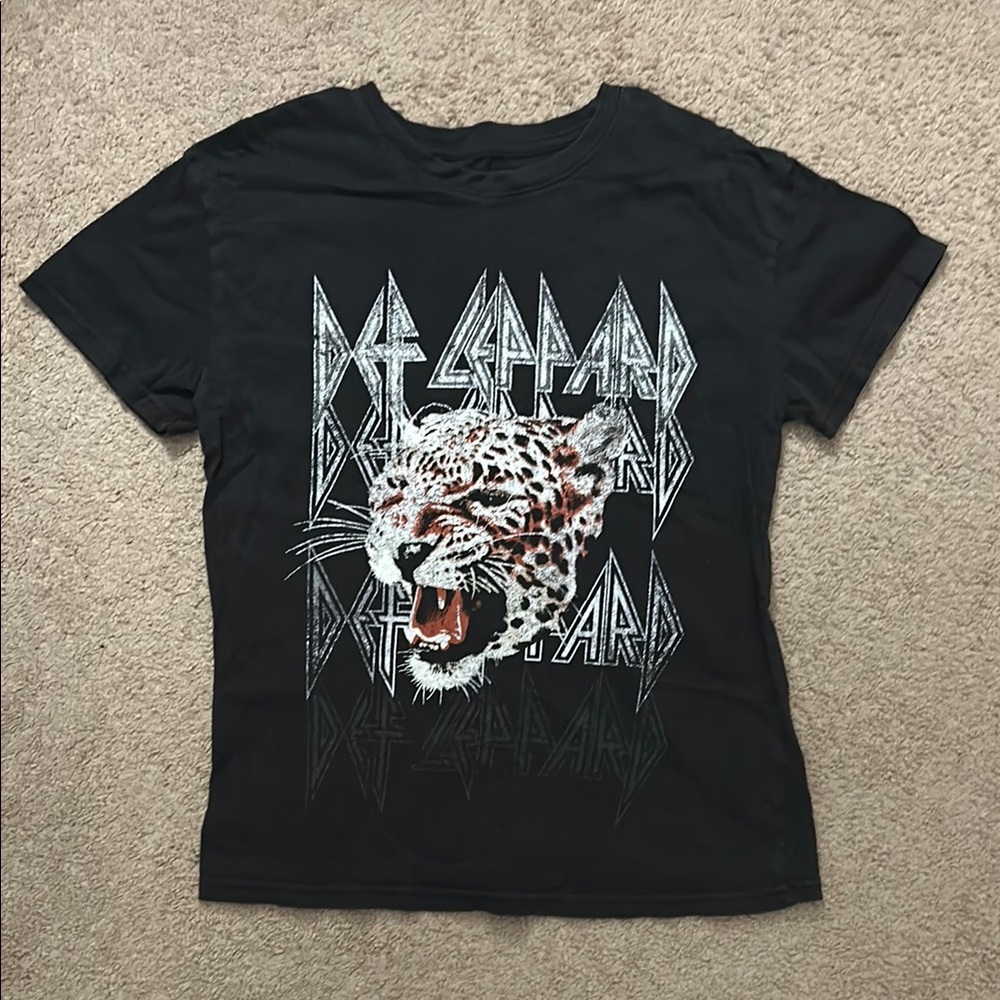Def Leppard Black Graphic Tee